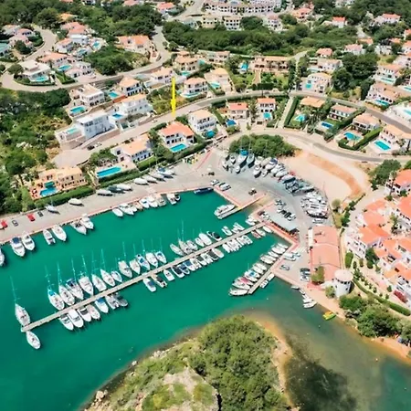 Buenave Con Piscina Climatizada Y Vistas Al Puerto Casa de Férias Port d'Addaia